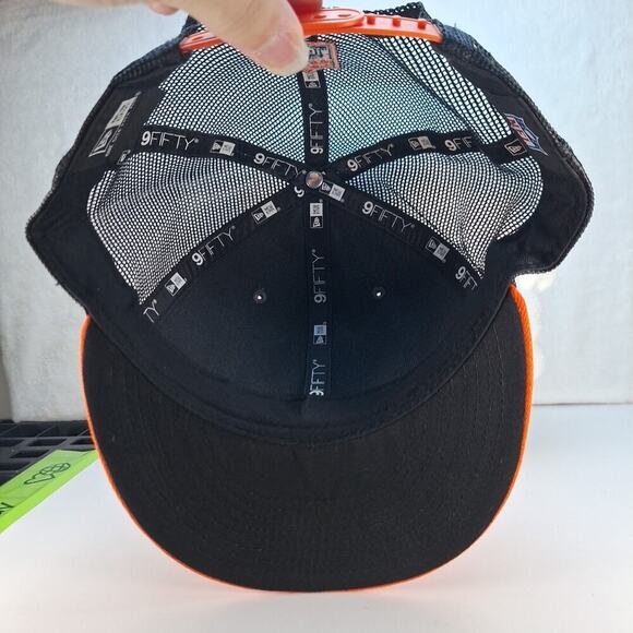 Denver Broncos New Era 9FIFTY Trucker/Mesh Hat Cap Snapback Black Orange - Picture 6 of 8